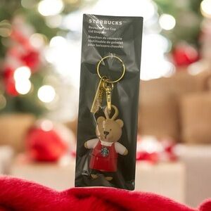 NEW Starbucks Holiday Bearista
2025 Reusable Hot Cup Lid Stopper Key Chain